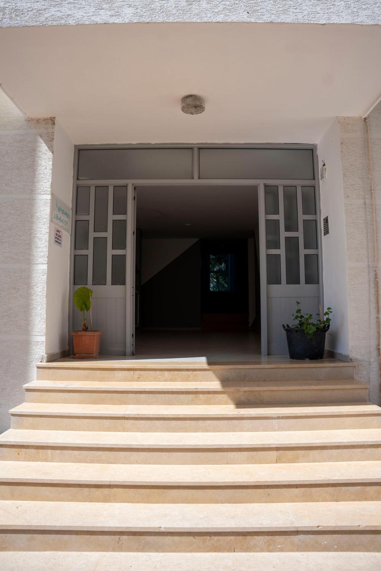 Tuttomondo Apartments Golem (Tirana) Exterior foto